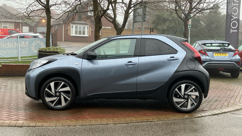 Toyota Aygo X 1.0 VVT-i Edge 5dr Petrol Hatchback